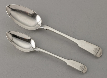 Cape Silver Tablespoon & Dessertspoon - Lawrence Twentyman, Hallmarking Interest, Heathcote Family Crest